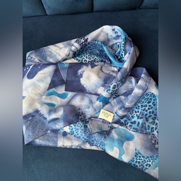 Vintage Blue Cowgirl and Leopard Print Scarf, made in Italy - Picture 9 of 9